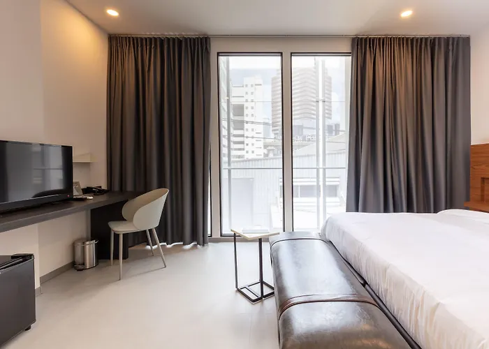 Reno 3* Bangkok