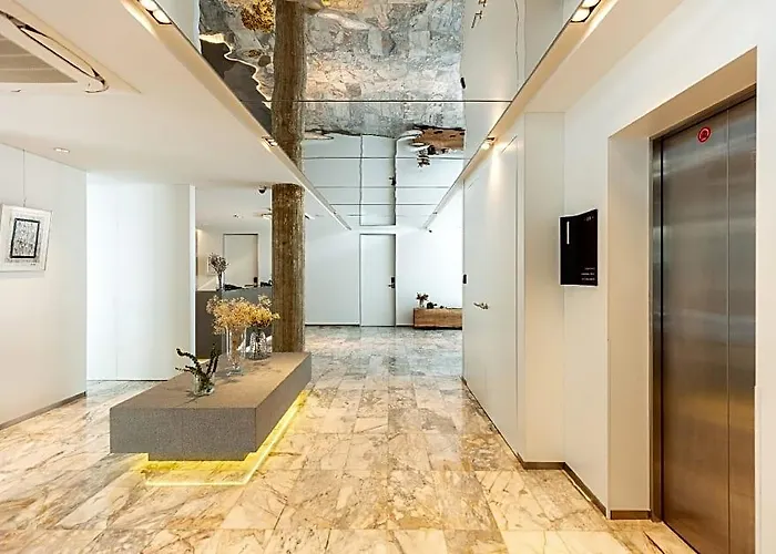 Reno Hotel 3*
